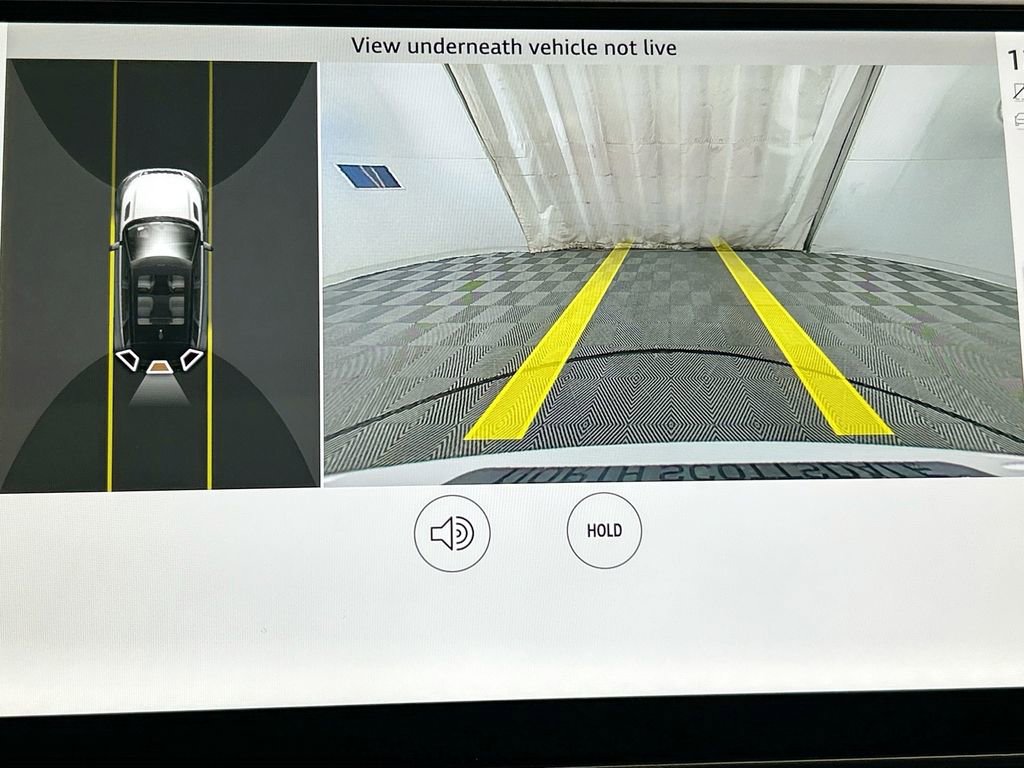 Used 2025 Land Rover Range Rover Evoque S image 15