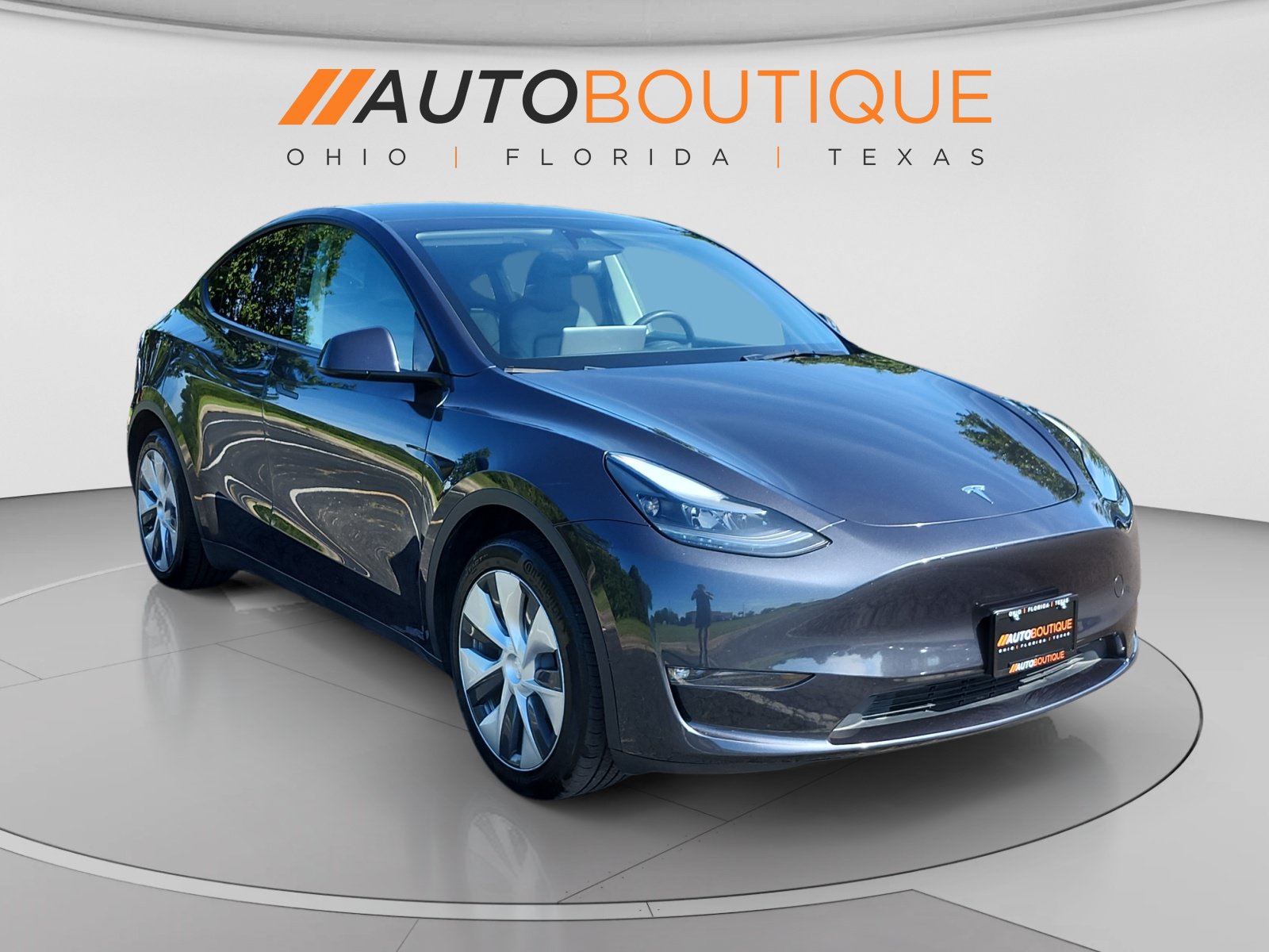 Used 2024 Tesla Model Y Long Range AWD/4WD image 7