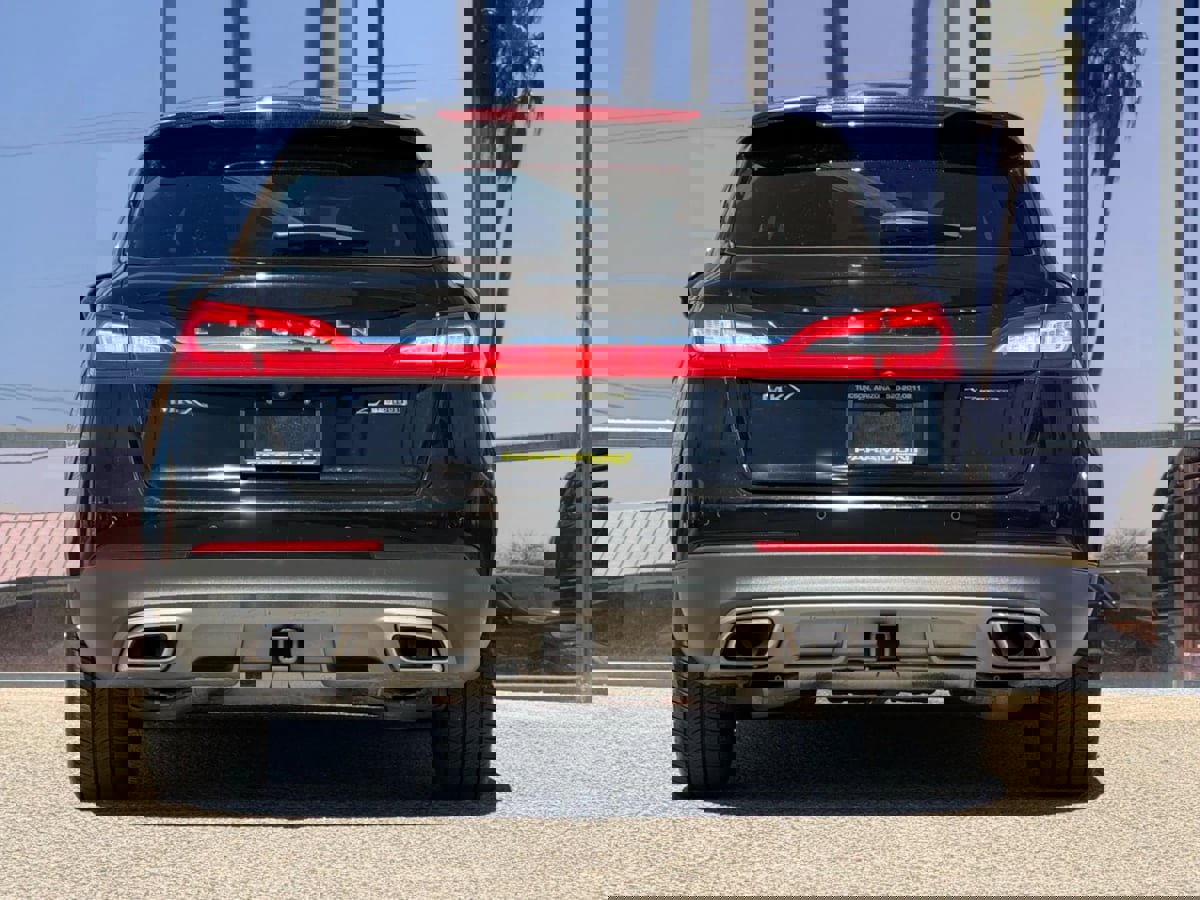 Used 2016 Lincoln MKX Reserve w/ Technology Package image 10