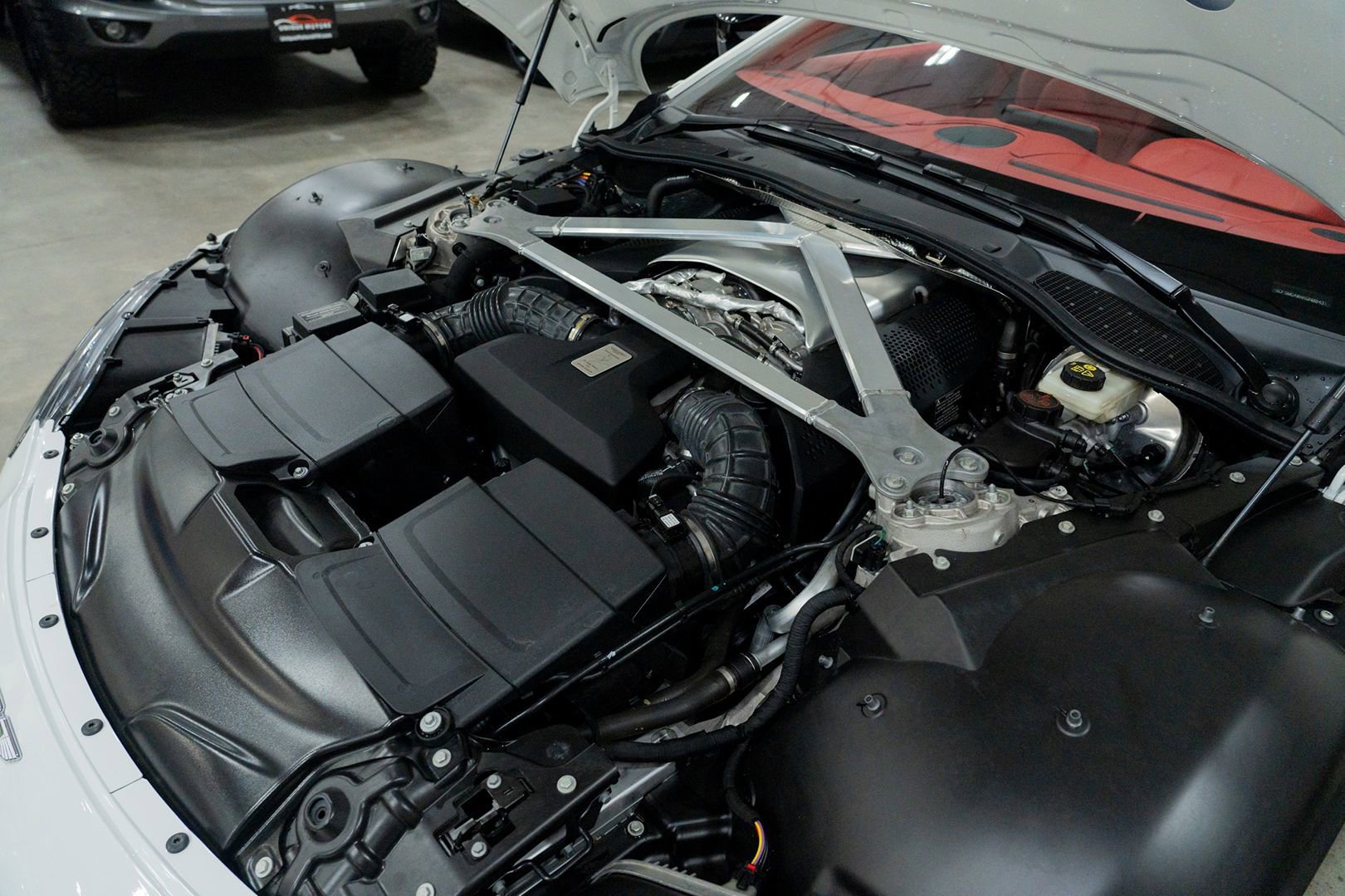 Used 2019 Aston Martin V8 Vantage Coupe image 52