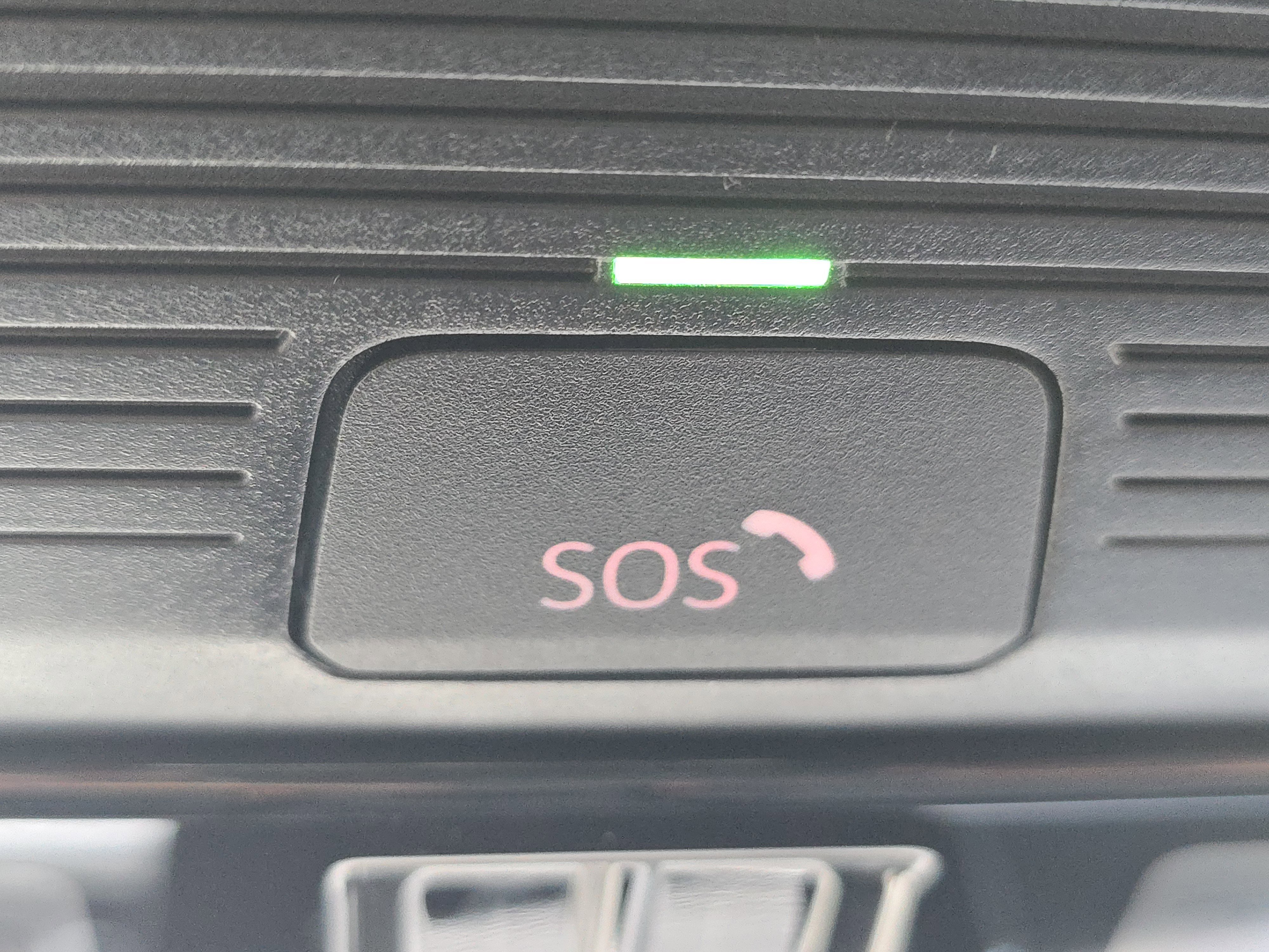 New 2026 Volkswagen Tiguan SE R-Line image 27