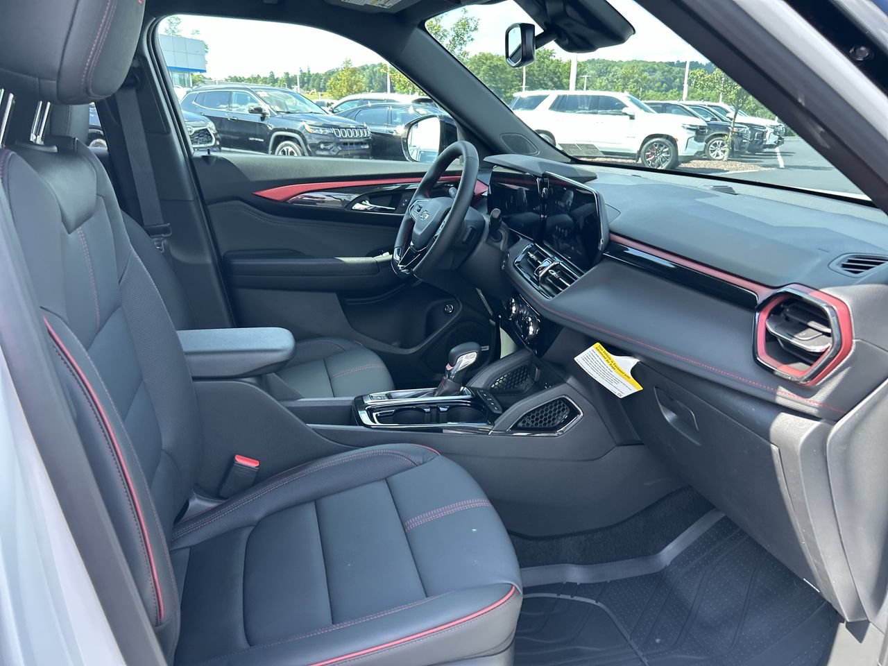 New 2026 Chevrolet TrailBlazer RS w/ Convenience Package AWD/4WD image 13