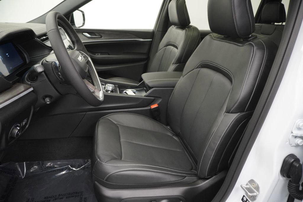 New 2026 Jeep Grand Cherokee L Limited AWD/4WD image 15