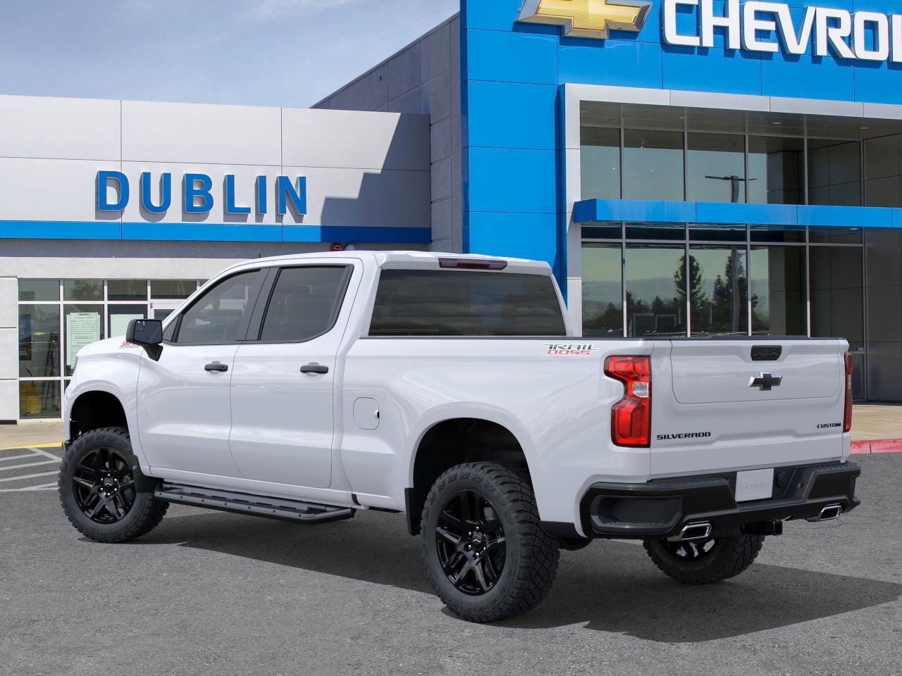 New 2026 Chevrolet Silverado 1500 Custom Trail Boss w/ LPO, Dark Essentials Package image 4