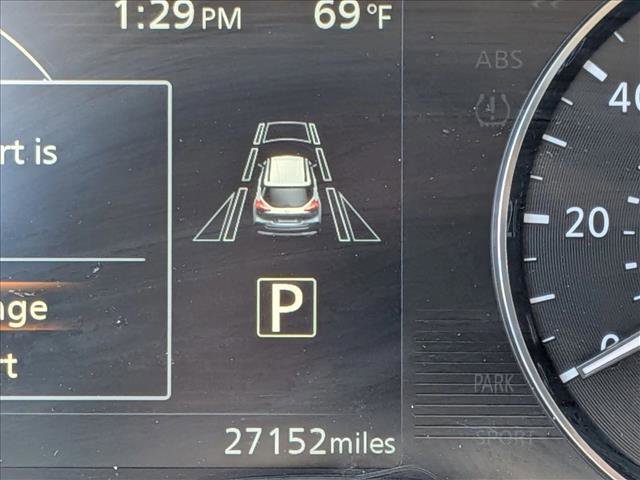Used 2023 Nissan Kicks SR w/ SR Premium Package FWD image 11