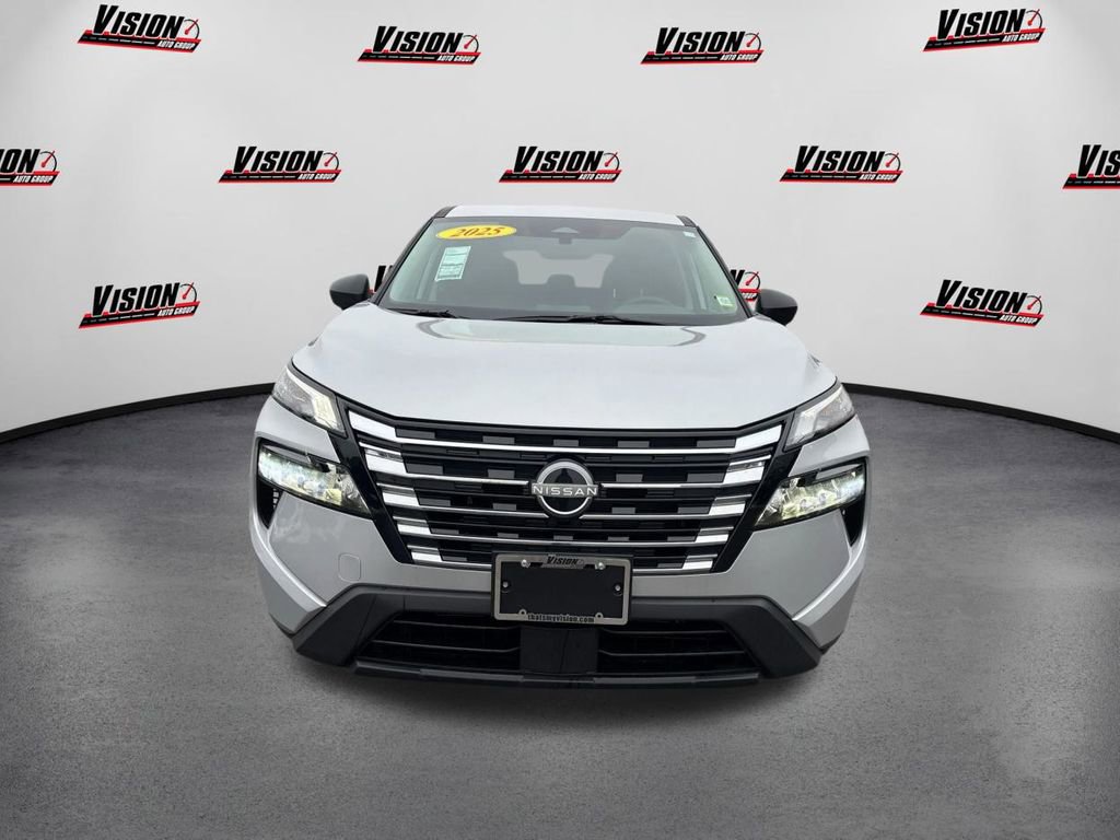 Certified 2025 Nissan Rogue S video 2