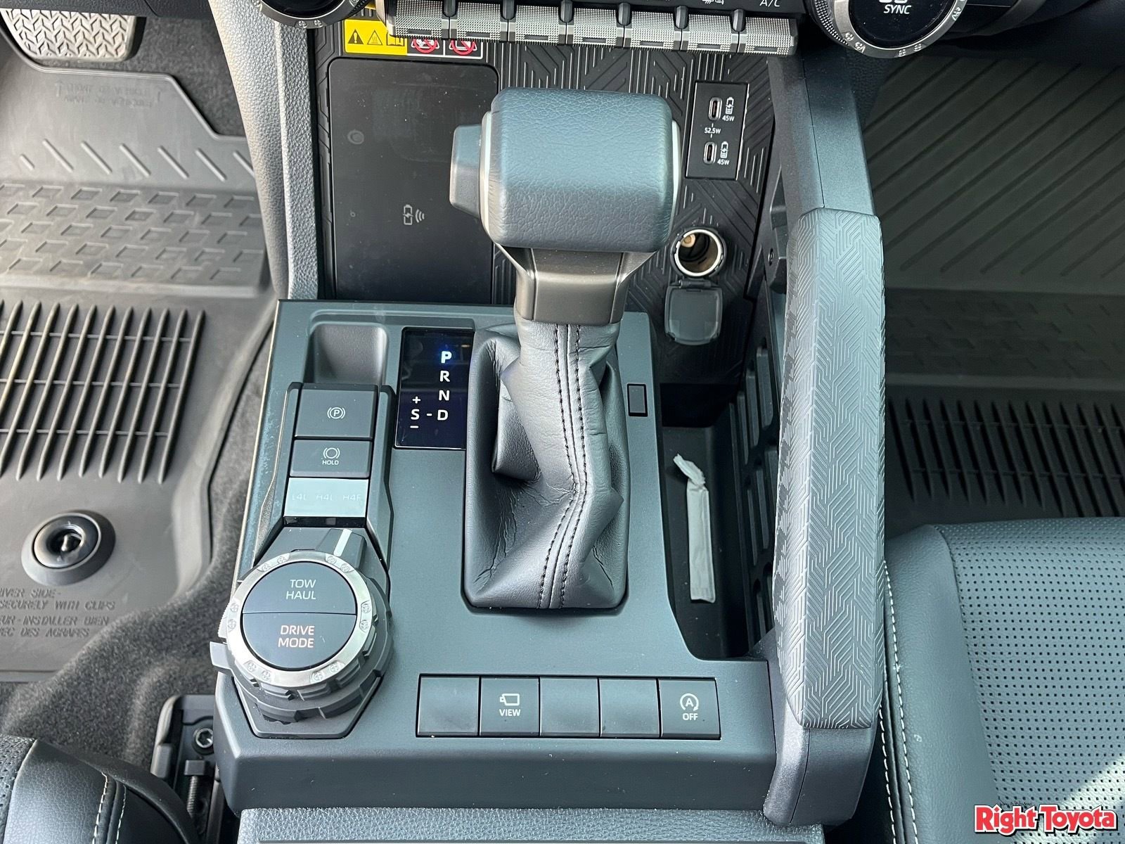 Certified 2025 Toyota 4Runner Limited AWD/4WD image 30