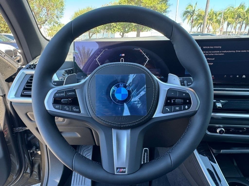 Used 2026 BMW X5 sDrive40i w/ M Sport Package image 23