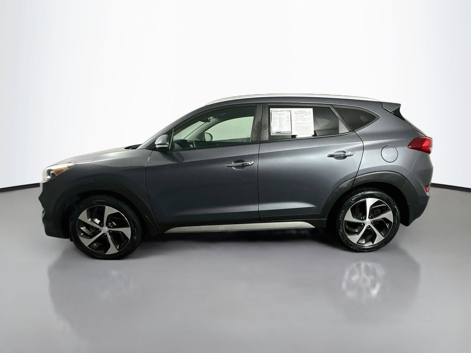Used 2018 Hyundai Tucson Limited w/ Cargo Package FWD image 4