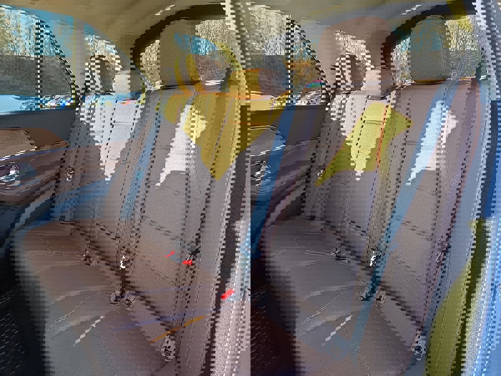 Used 2024 Mercedes-Benz GLE 350 4MATIC w/ AMG Line Exterior image 11