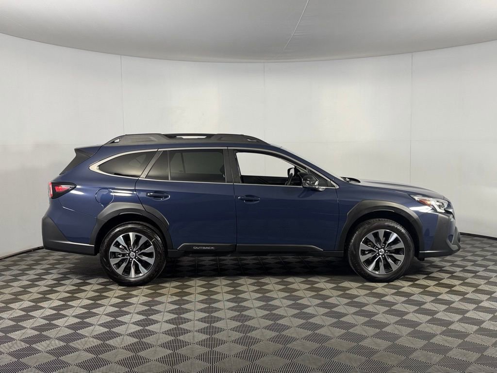 Used 2024 Subaru Outback Limited AWD/4WD image 5