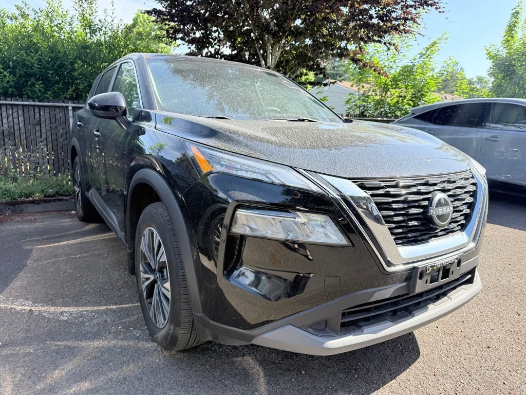 Used 2023 Nissan Rogue SV AWD/4WD image 3