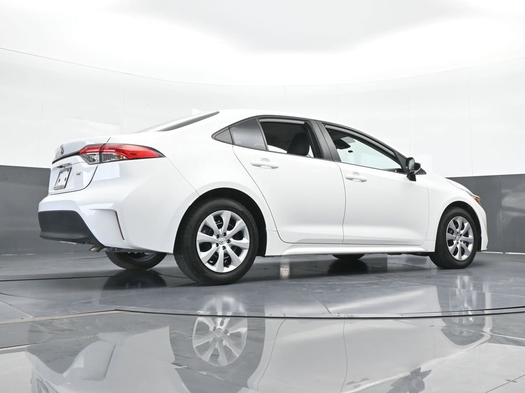Used 2023 Toyota Corolla LE image 52