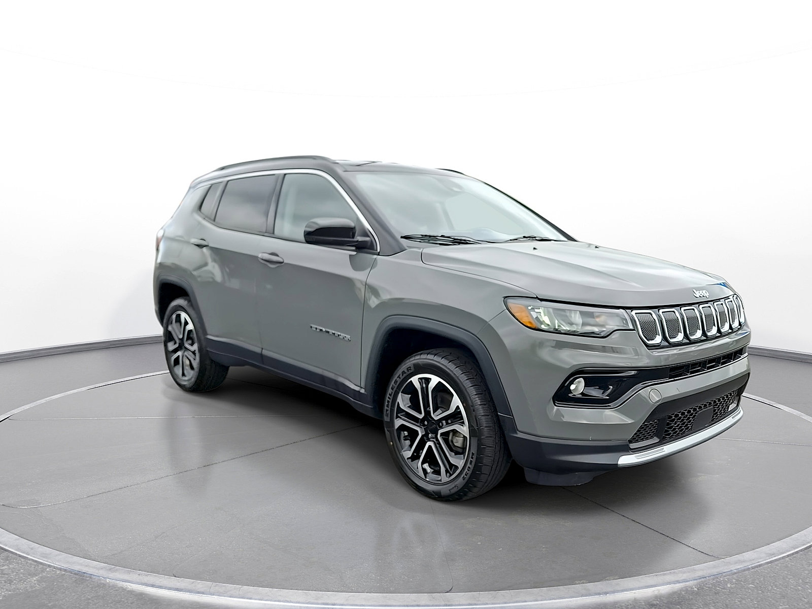 Used 2022 Jeep Compass Limited AWD/4WD image 2