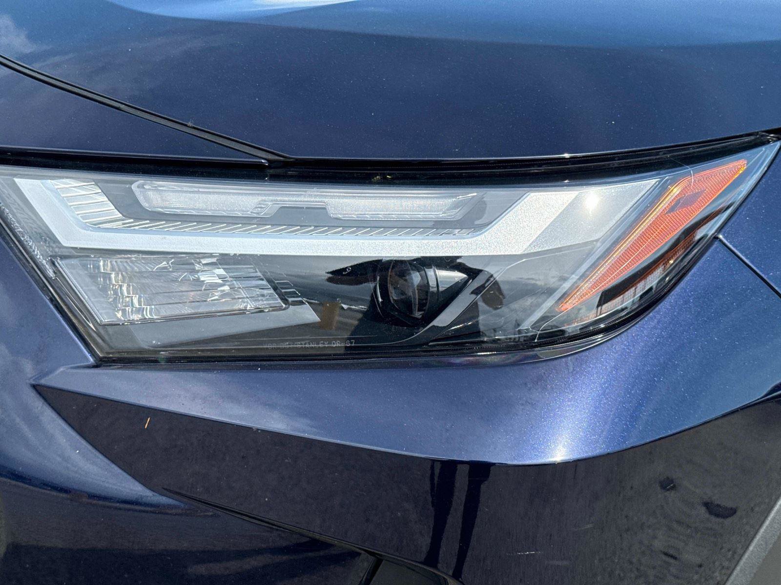 Used 2022 Toyota RAV4 XLE Premium FWD image 10