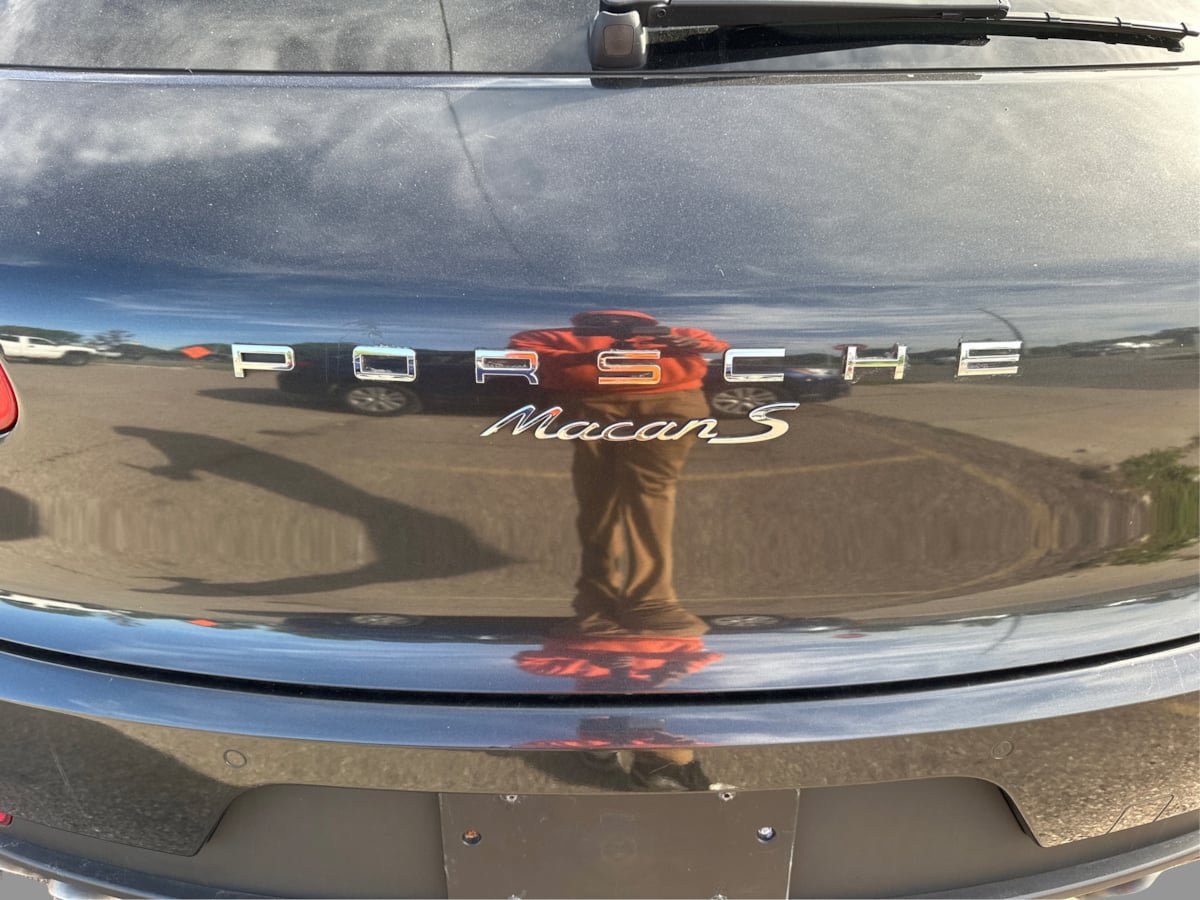 Used 2017 Porsche Macan S w/ Premium Package Plus AWD/4WD image 33