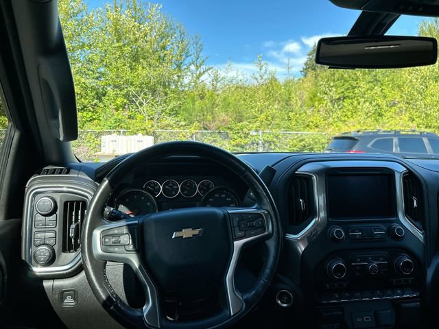 Used 2022 Chevrolet Silverado 2500 LTZ w/ LTZ Convenience Package AWD/4WD image 10