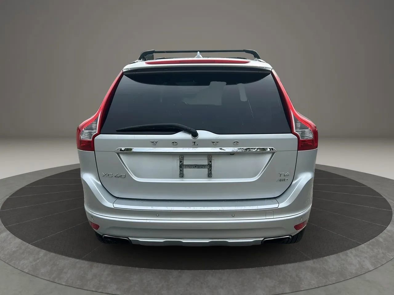 Used 2015 Volvo XC60 T6 Premier Plus AWD/4WD image 4