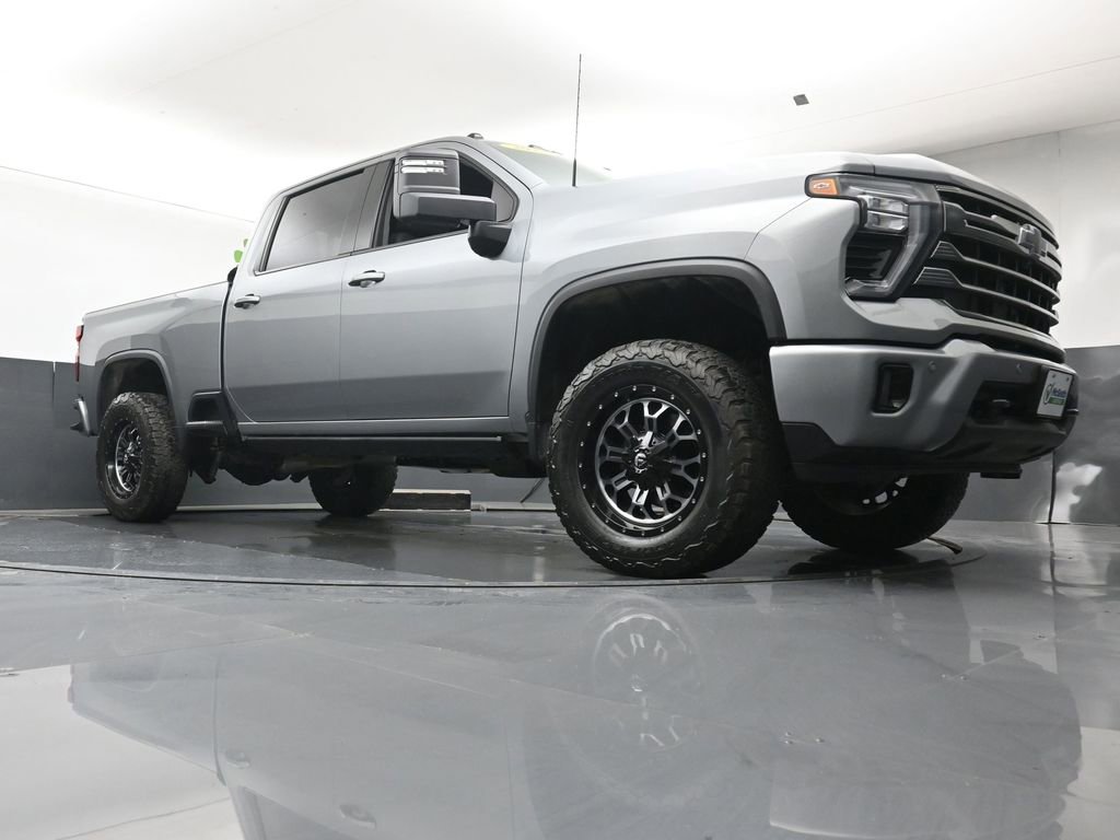 Used 2024 Chevrolet Silverado 2500 LTZ w/ LTZ Plus Package AWD/4WD image 24
