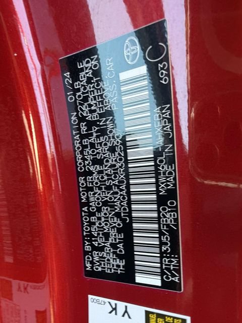Used 2024 Toyota Prius LE FWD image 15