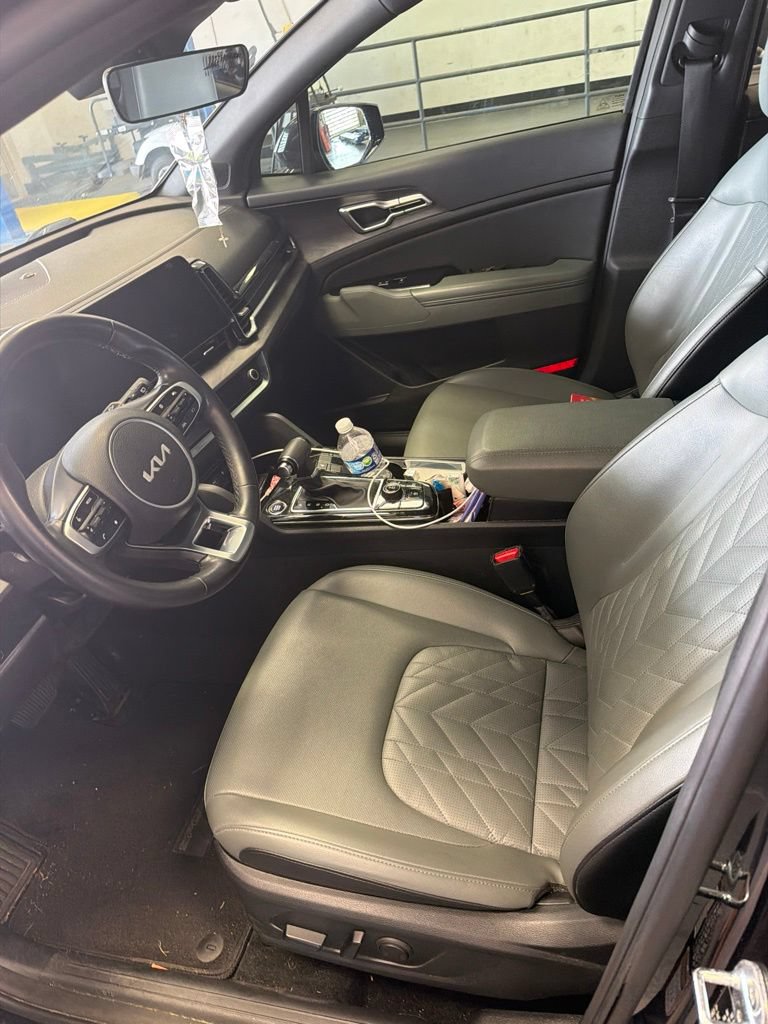 Used 2023 Kia Sportage X-Line w/ X-Line Premium Package AWD/4WD image 2