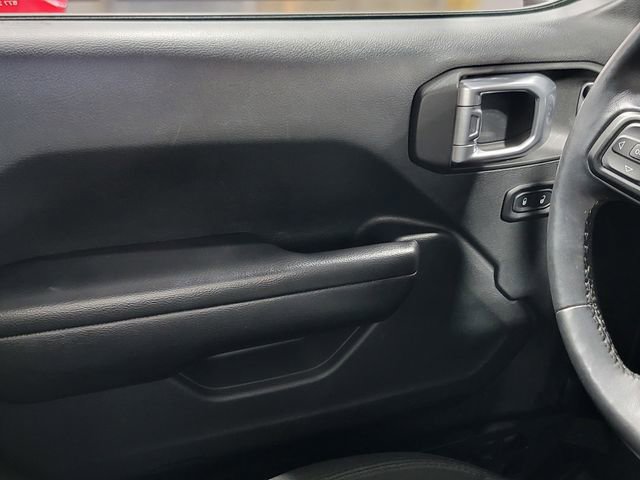 Used 2018 Jeep Wrangler Unlimited Sport S AWD/4WD image 22