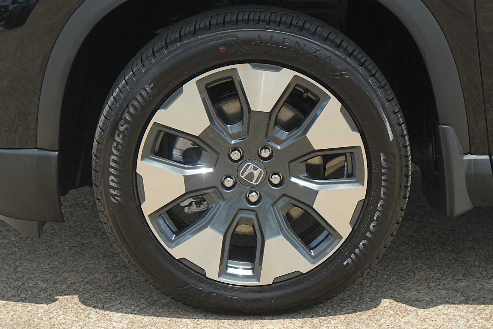 Used 2026 Honda Pilot Elite image 7