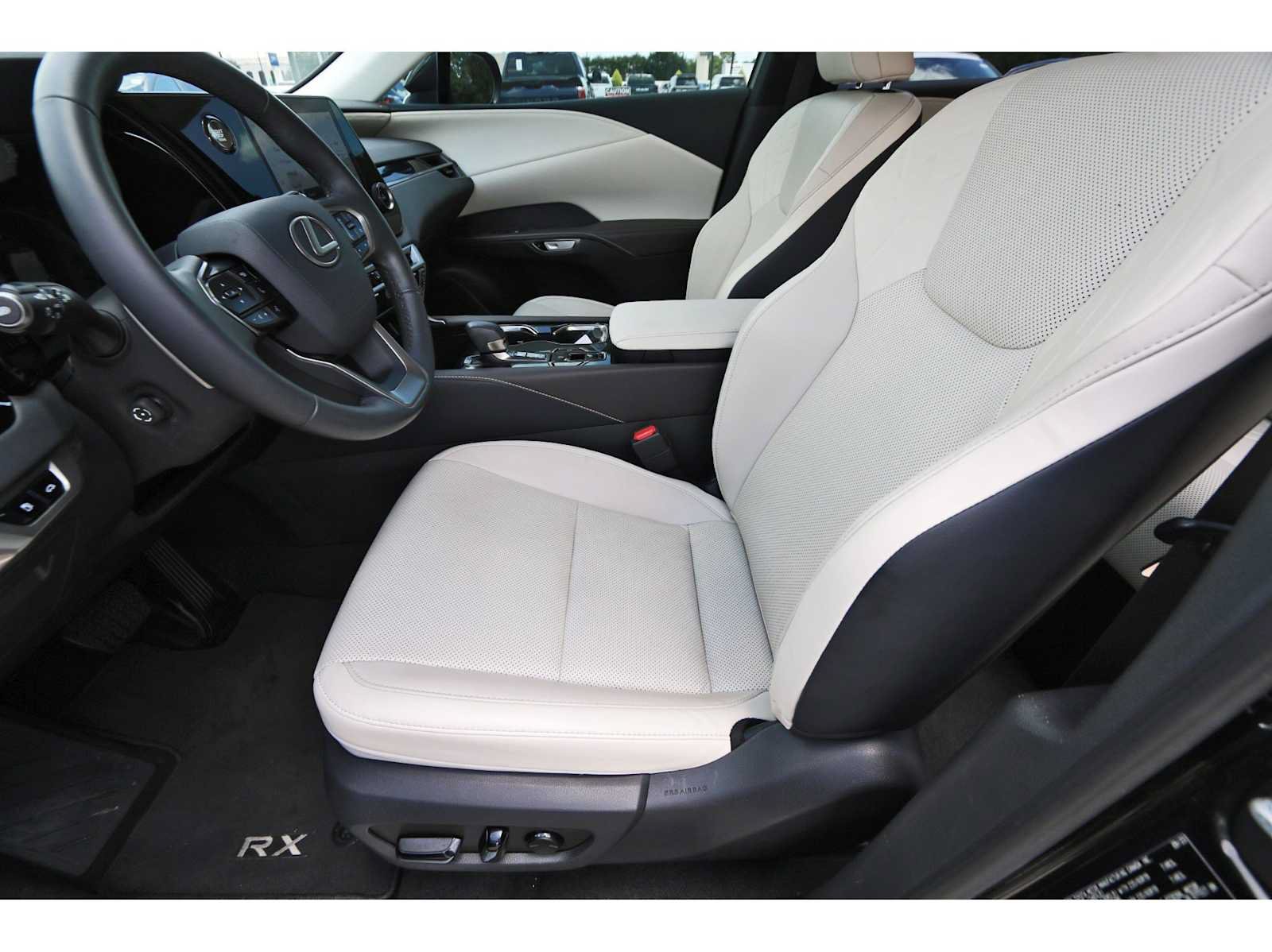 Used 2024 Lexus RX 350 FWD w/ Technology Package image 11