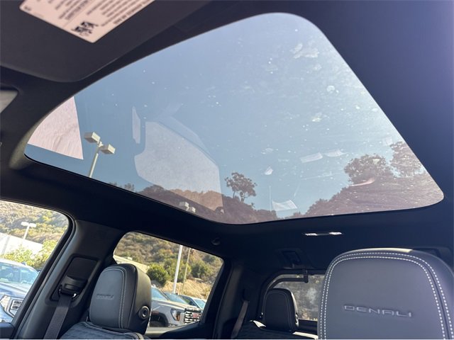 New 2025 GMC Sierra EV Denali image 7