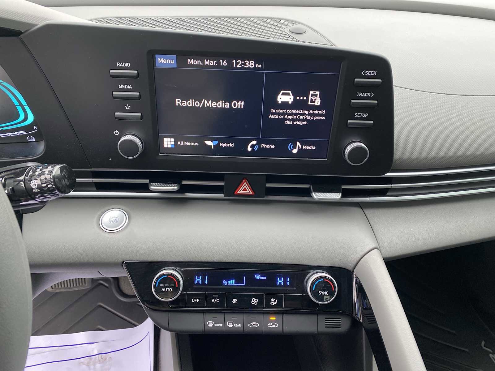 Certified 2025 Hyundai Elantra Blue image 16