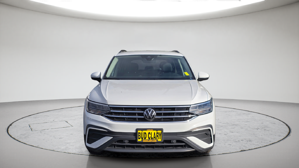 Used 2023 Volkswagen Tiguan S w/ Driver Assistance Package FWD image 2