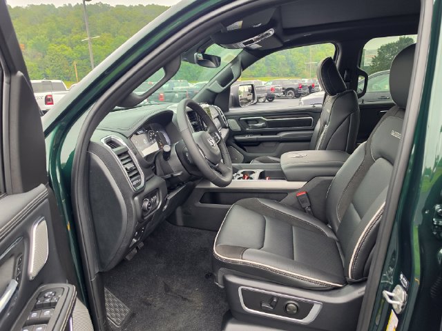 New 2027 RAM 1500 Laramie w/ Laramie Preferred Package AWD/4WD image 15