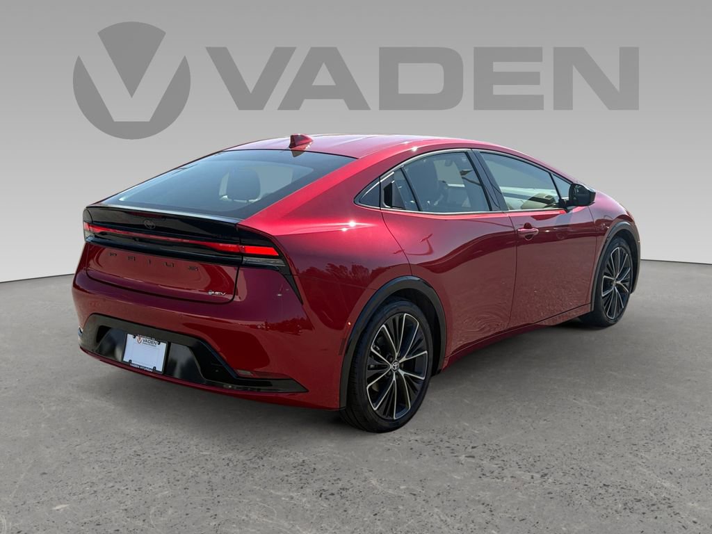 Used 2025 Toyota Prius XLE image 21