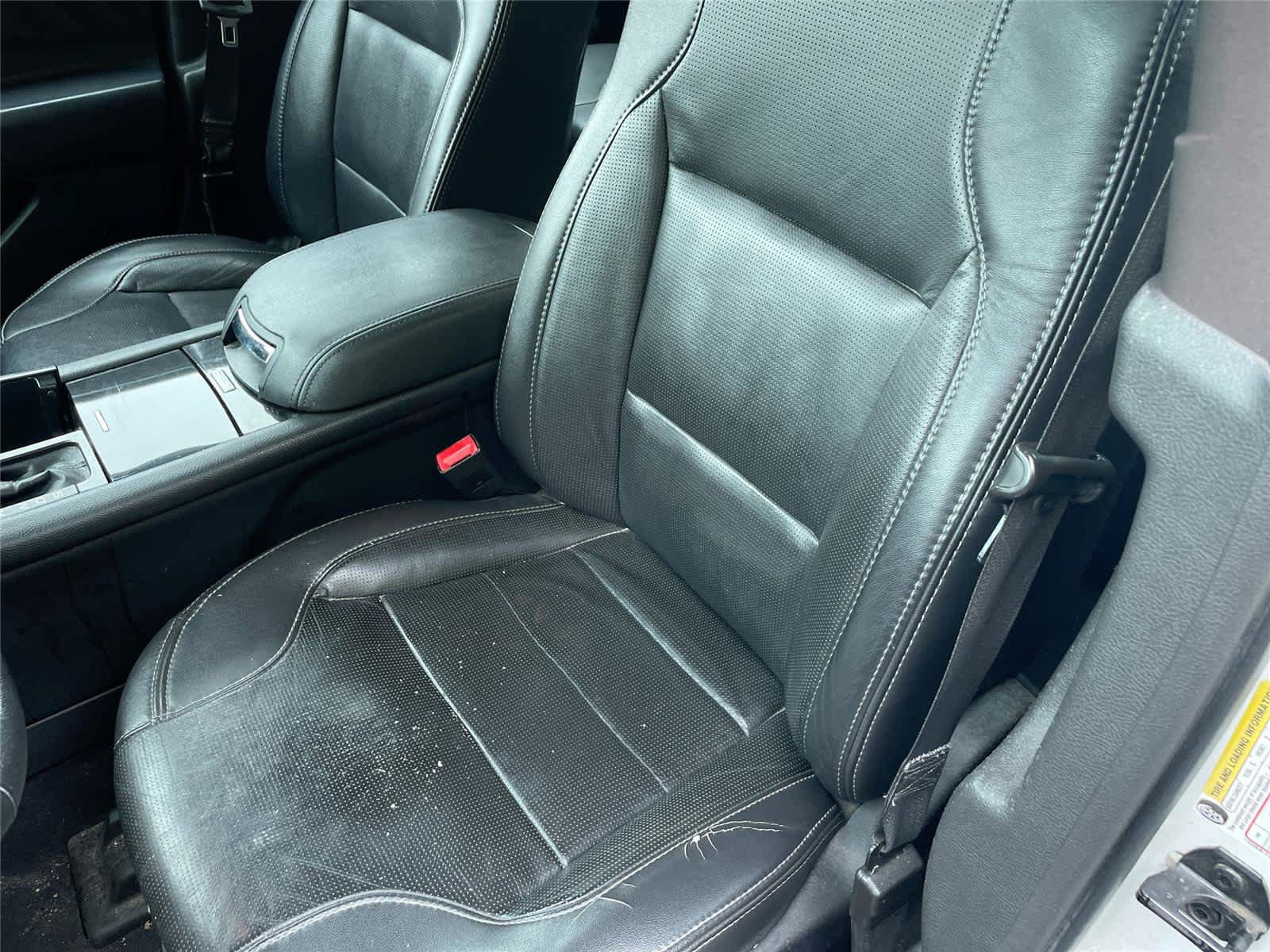 Used 2019 Ford Taurus Limited FWD image 12
