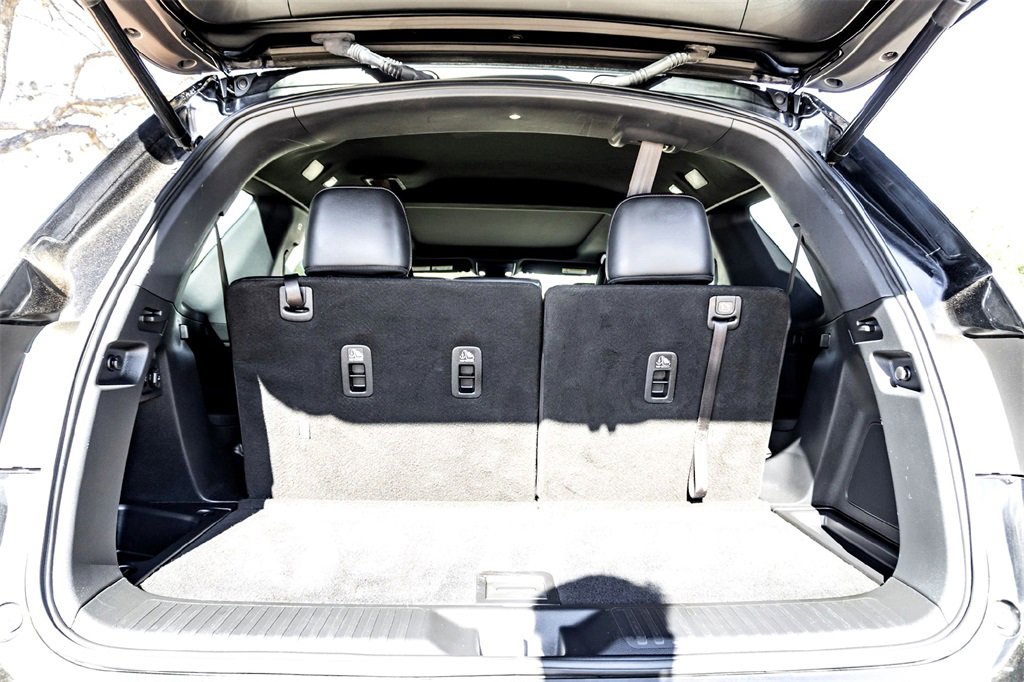 Used 2025 Honda Pilot Black Edition image 30