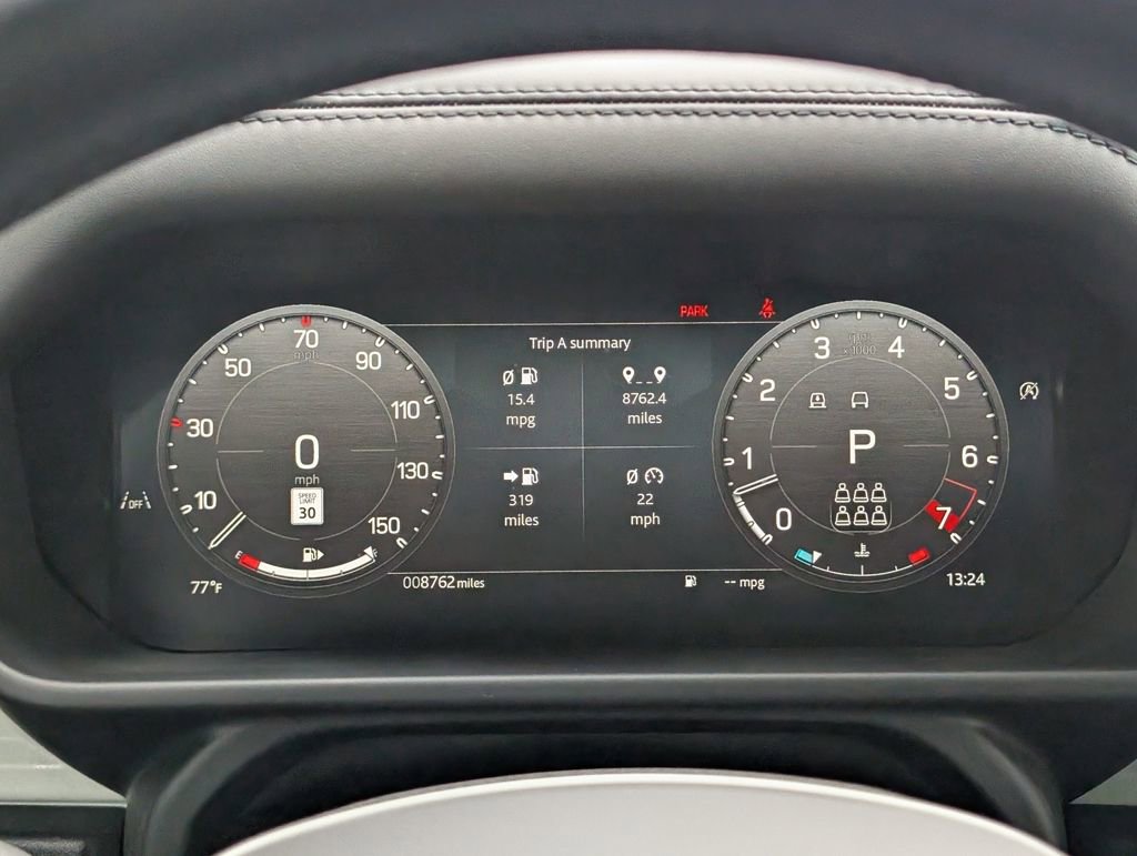 Used 2024 Land Rover Defender 130 S image 12