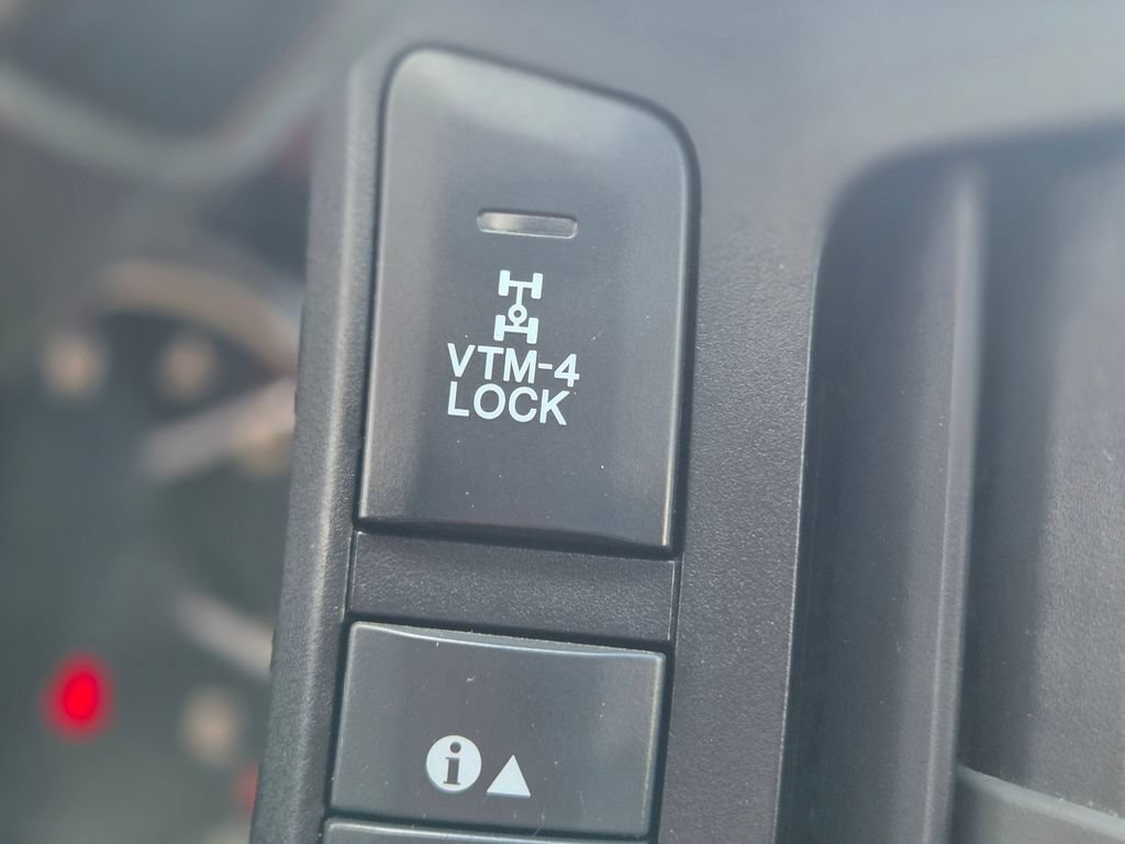 Used 2014 Honda Ridgeline SE image 36
