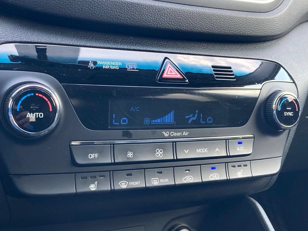 Used 2017 Hyundai Tucson SE Plus AWD/4WD image 24