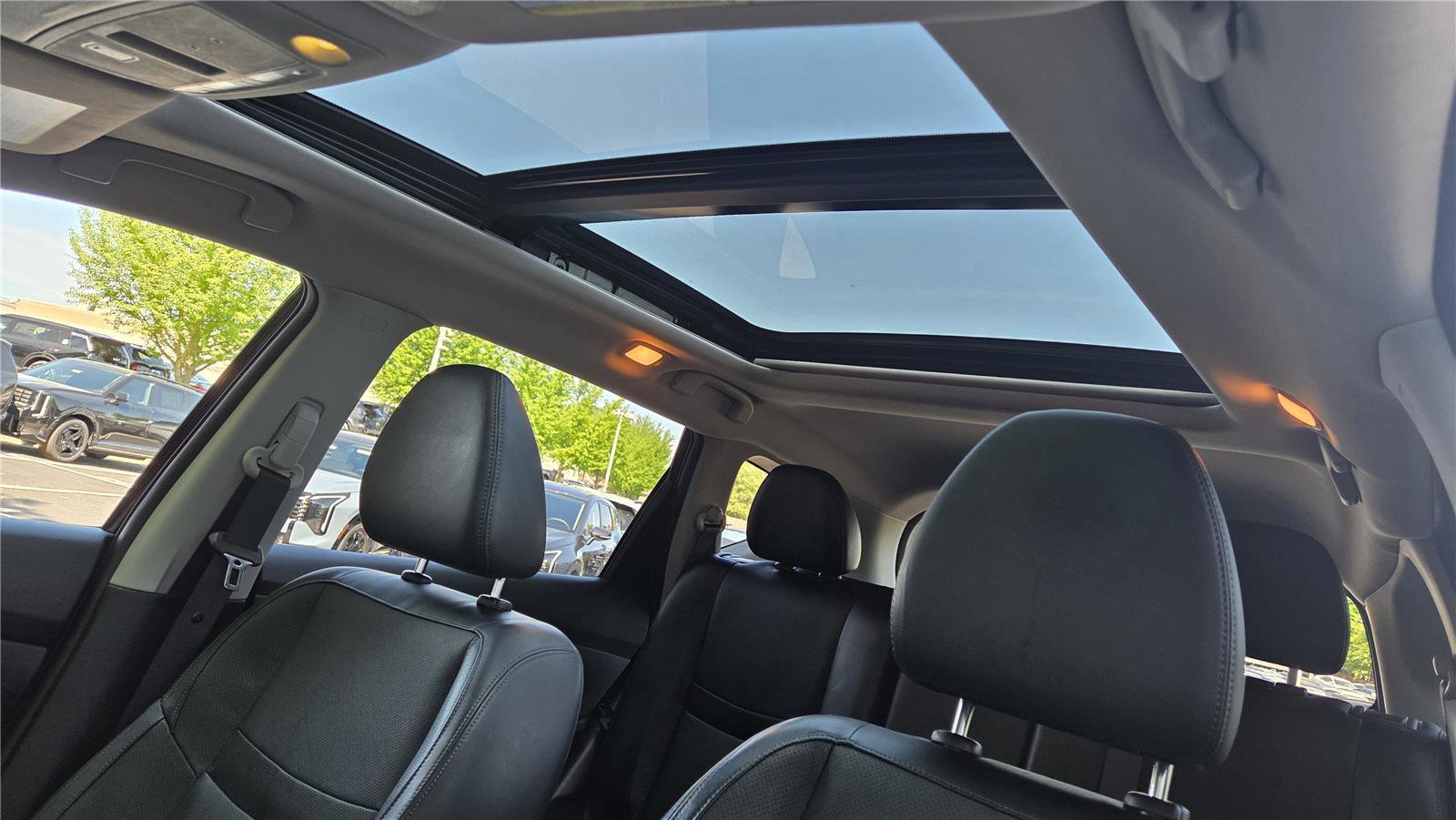 Used 2017 Nissan Rogue SL w/ SL Premium Package image 23