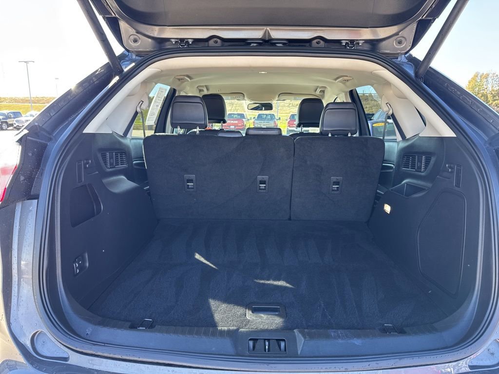 Used 2024 Ford Edge Titanium image 31