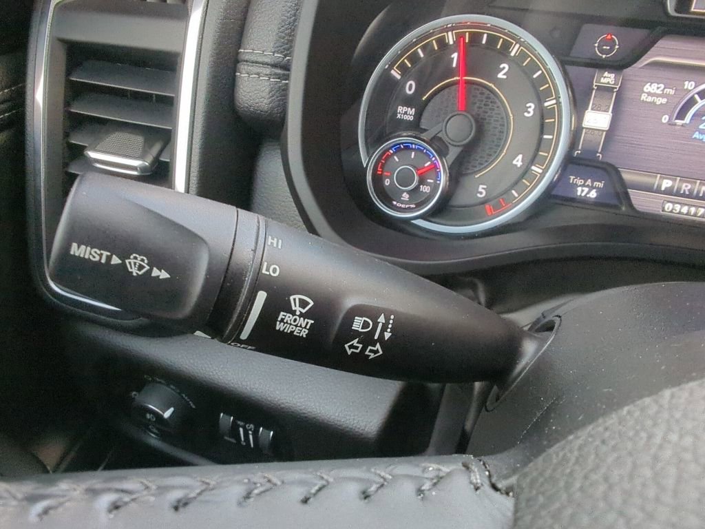 Used 2023 RAM 1500 Laramie image 33