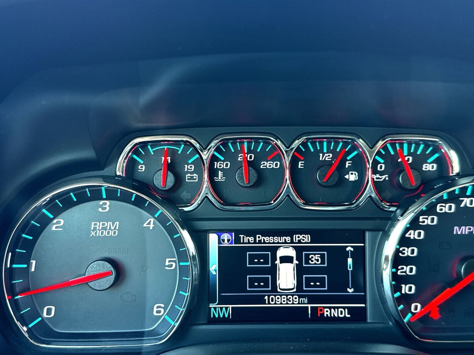 Used 2019 Chevrolet Tahoe LT AWD/4WD image 17