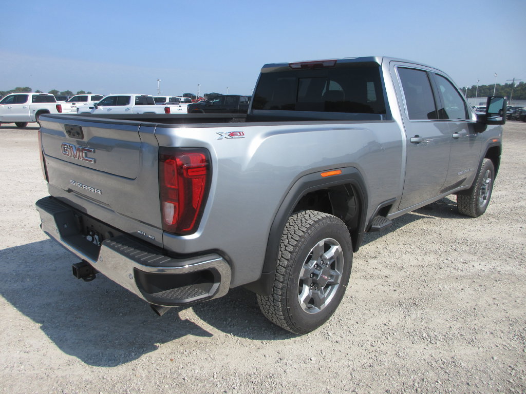New 2026 GMC Sierra 2500 SLE w/ SLE Value Package; AWD/4WD image 5