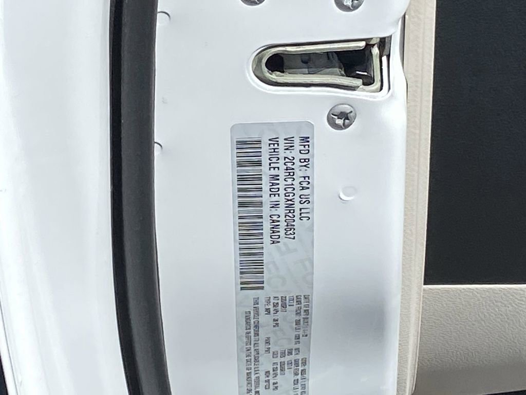 Used 2022 Chrysler Voyager LX FWD image 36