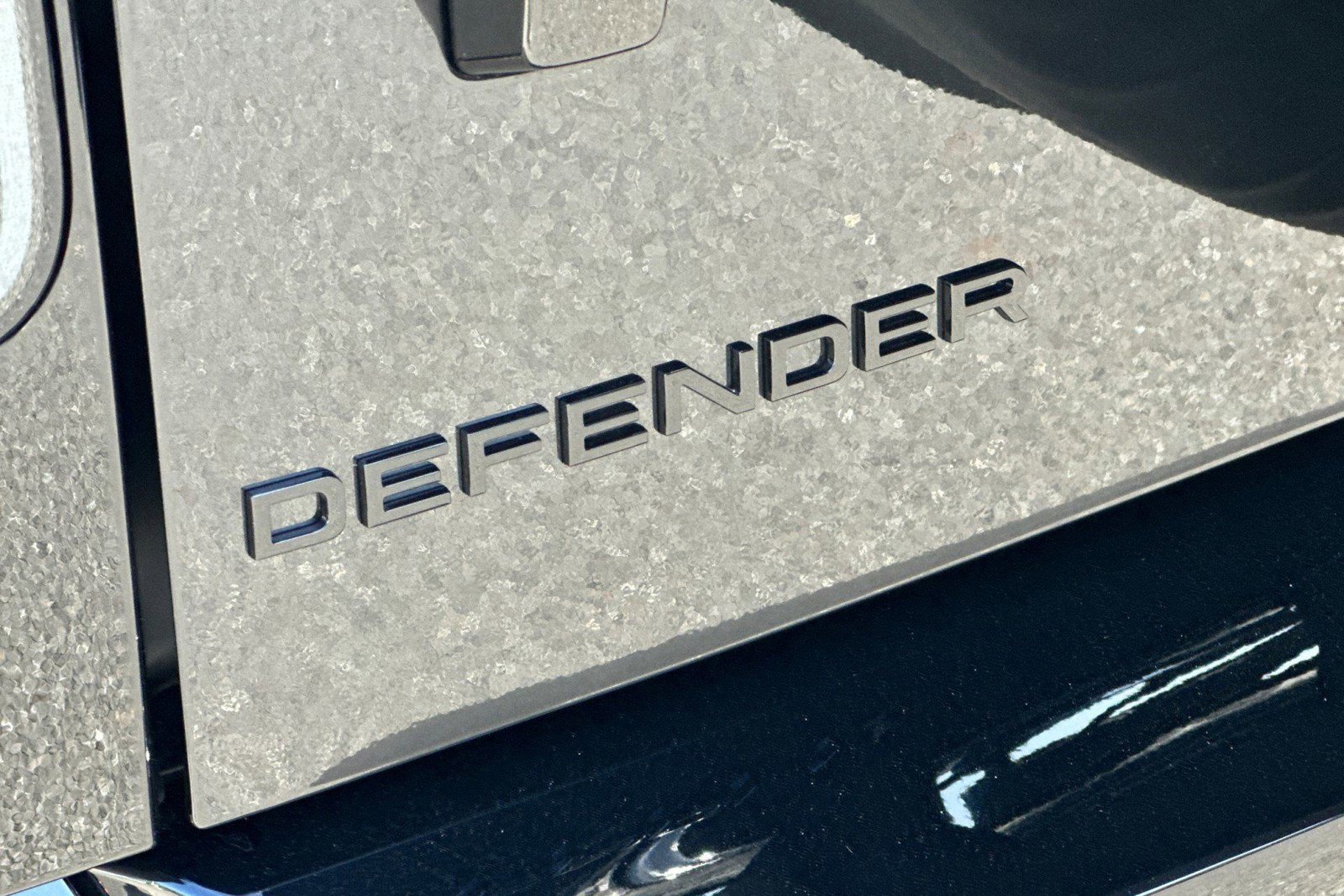 New 2026 Land Rover Defender 130 X-Dynamic SE image 20