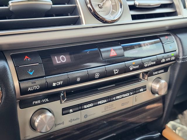 Used 2016 Lexus LS 460 L w/ Ultra Luxury Package image 24