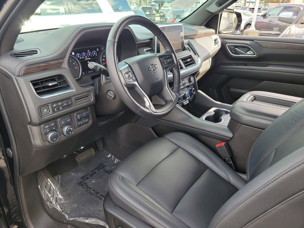Used 2021 Chevrolet Tahoe Z71 w/ Z71 Off-Road Package AWD/4WD image 18