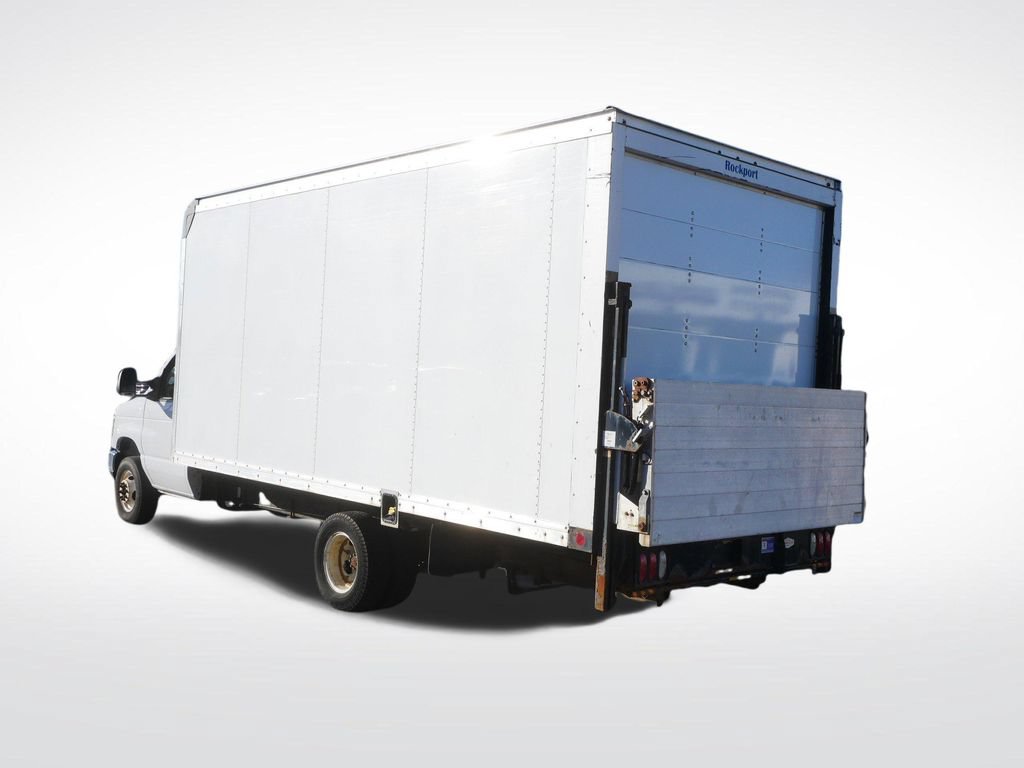 Used 2018 Ford E-450 and Econoline 450 Super Duty RWD image 9