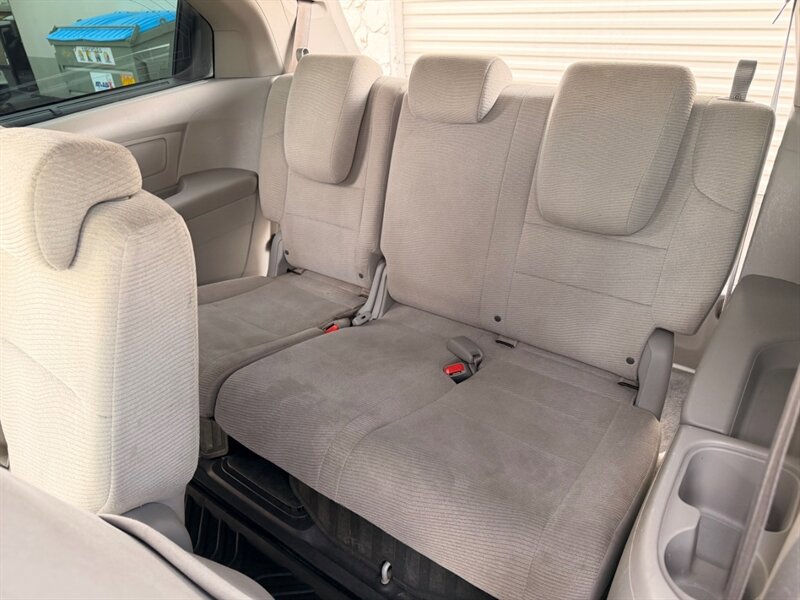Used 2011 Honda Odyssey EX image 37