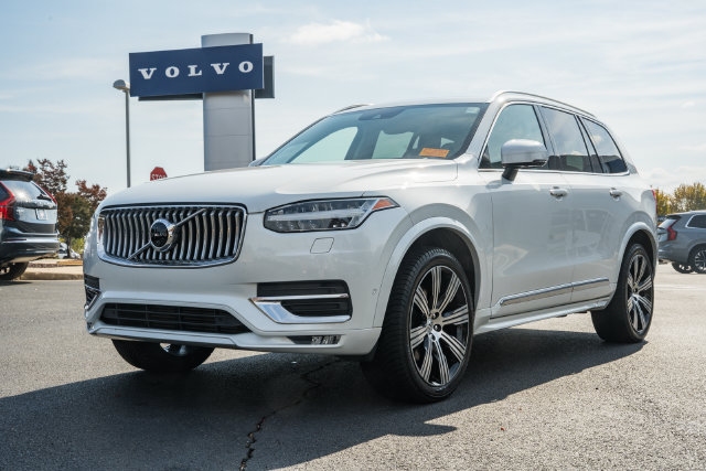 Used 2021 Volvo XC90 T6 Inscription w/ Protection Package Premier AWD/4WD image 3